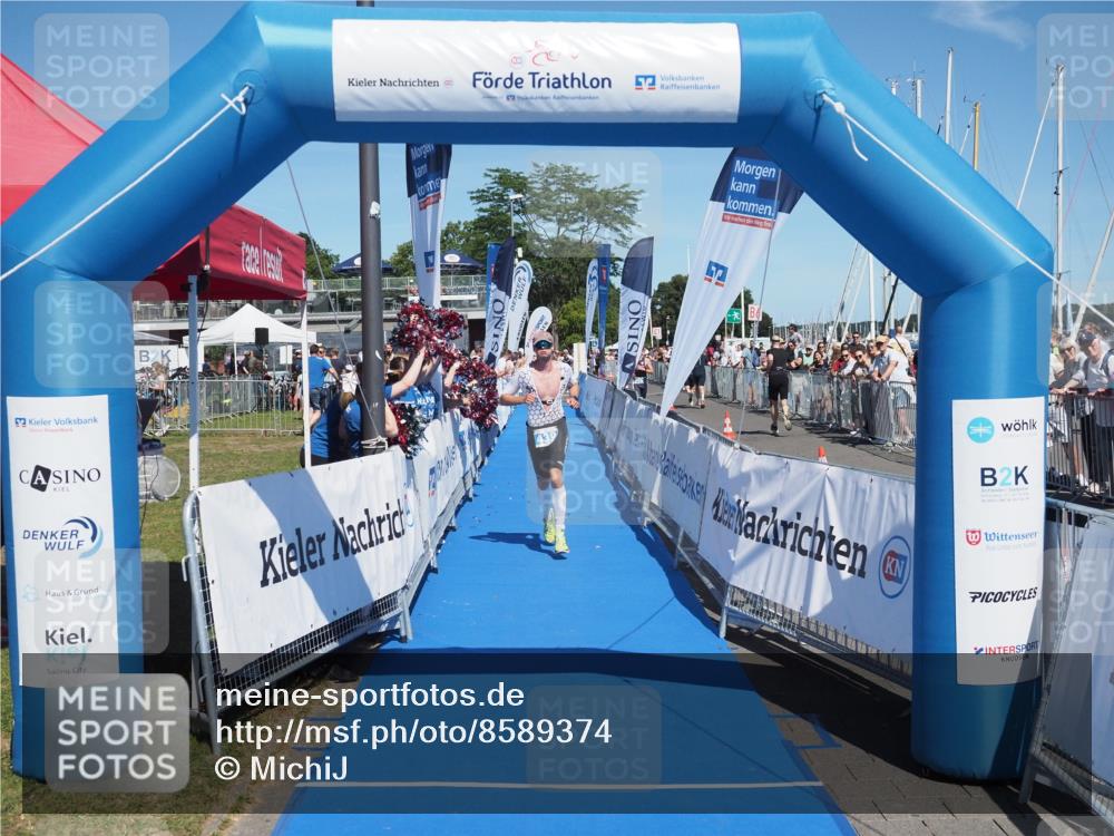 17.08.2025 - KN Förde Triathlon 2025 MichiJ http://msf.ph/oto/8589374 17.08.2025 13:47:22 Laufen 439 meine-sportfotos.de