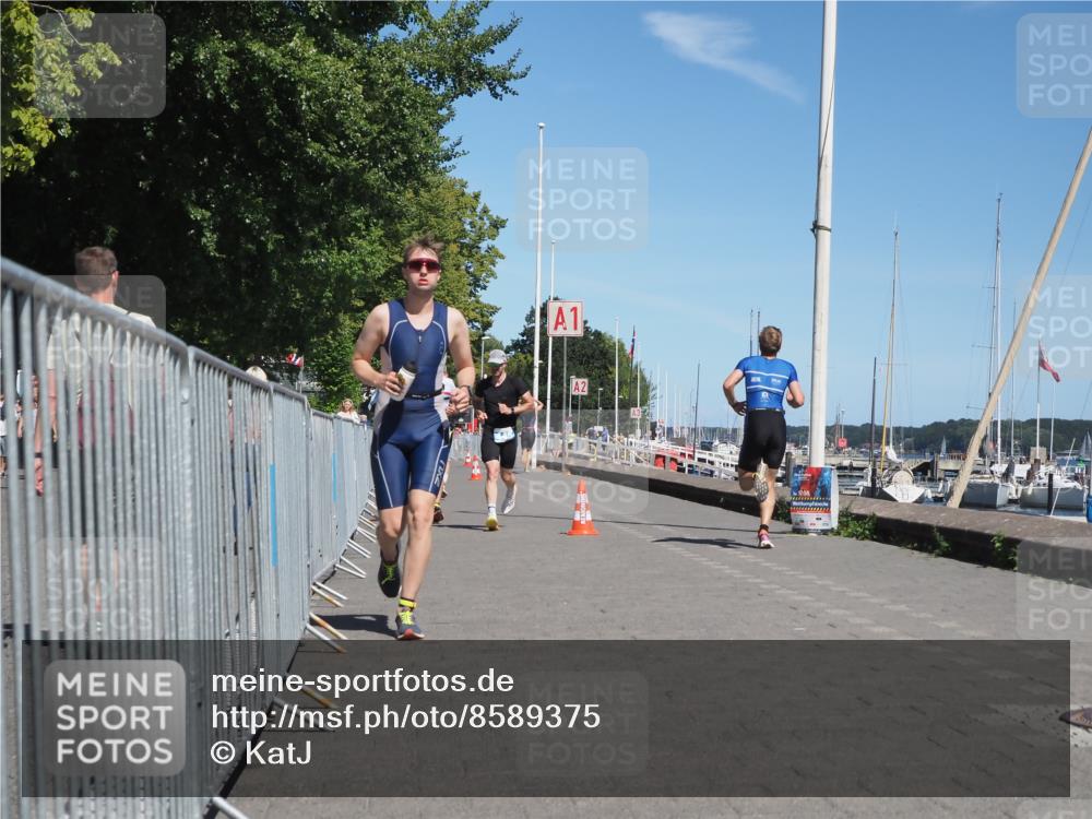 17.08.2025 - KN Förde Triathlon 2025 KatJ http://msf.ph/oto/8589375 17.08.2025 13:33:56 Laufen 445, 452, 453, 464 meine-sportfotos.de