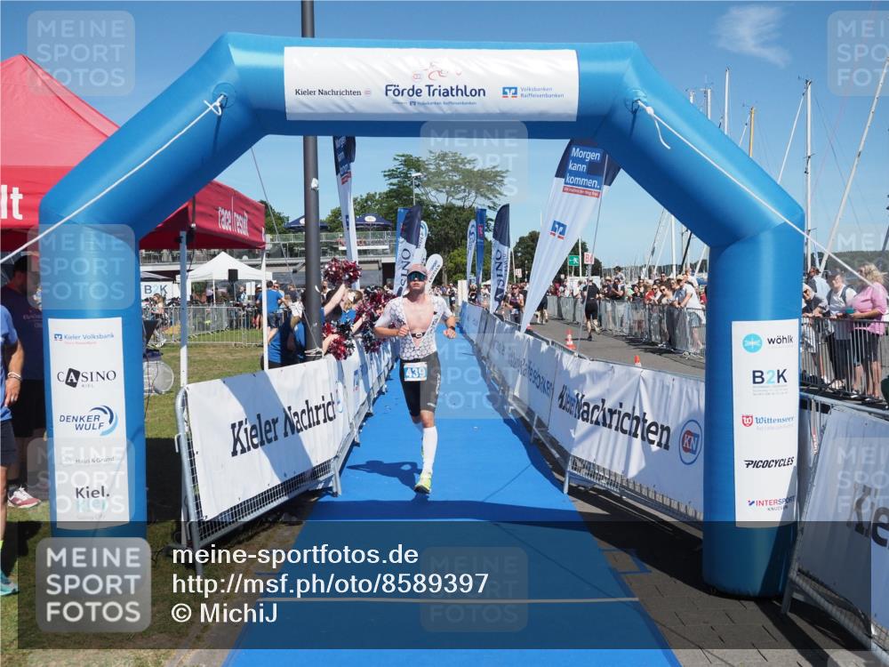 17.08.2025 - KN Förde Triathlon 2025 MichiJ http://msf.ph/oto/8589397 17.08.2025 13:47:23 Laufen 439 meine-sportfotos.de