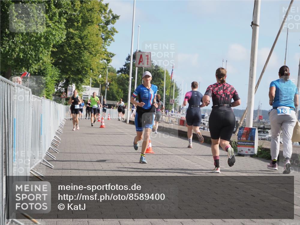 17.08.2025 - KN Förde Triathlon 2025 KatJ http://msf.ph/oto/8589400 17.08.2025 10:15:58 Laufen 108 meine-sportfotos.de