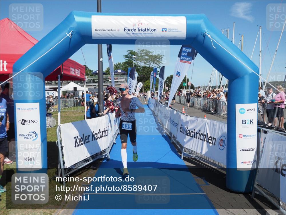 17.08.2025 - KN Förde Triathlon 2025 MichiJ http://msf.ph/oto/8589407 17.08.2025 13:47:23 Laufen 439 meine-sportfotos.de
