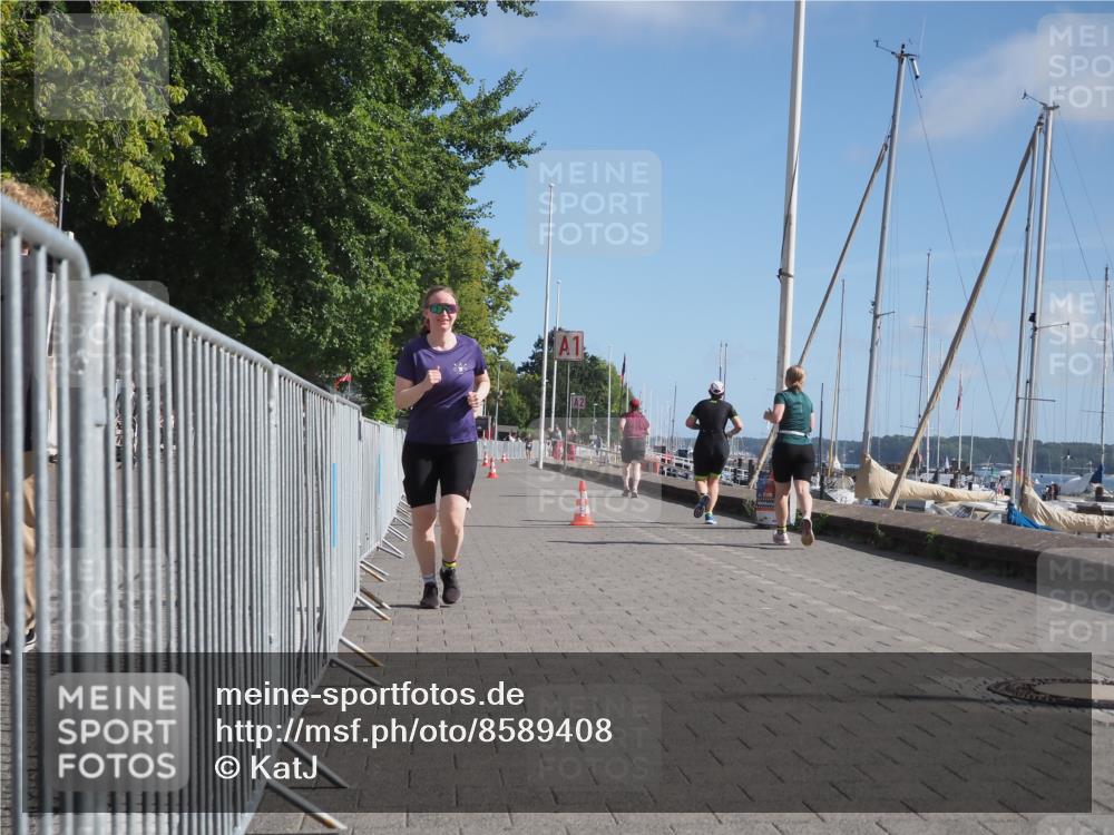 17.08.2025 - KN Förde Triathlon 2025 KatJ http://msf.ph/oto/8589408 17.08.2025 10:42:07 Laufen 170, 230 meine-sportfotos.de