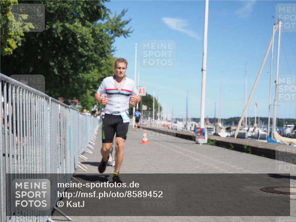 17.08.2025 - KN Förde Triathlon 2025 KatJ http://msf.ph/oto/8589452 17.08.2025 13:34:02 Laufen 445, 452, 453 meine-sportfotos.de