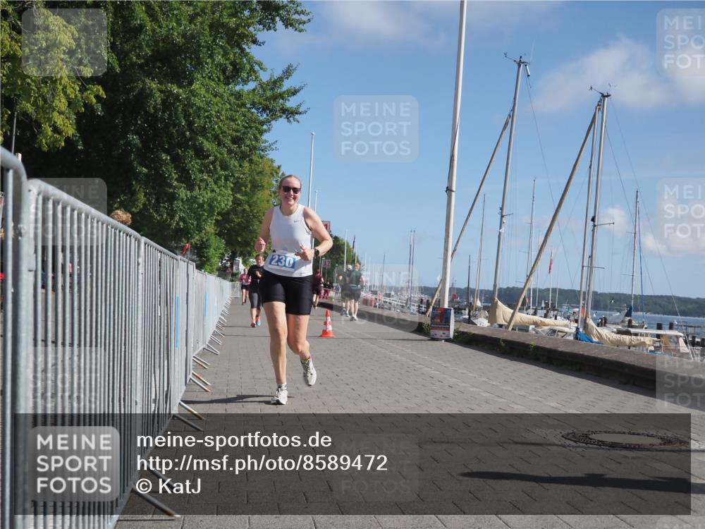 17.08.2025 - KN Förde Triathlon 2025 KatJ http://msf.ph/oto/8589472 17.08.2025 10:42:13 Laufen 230 meine-sportfotos.de