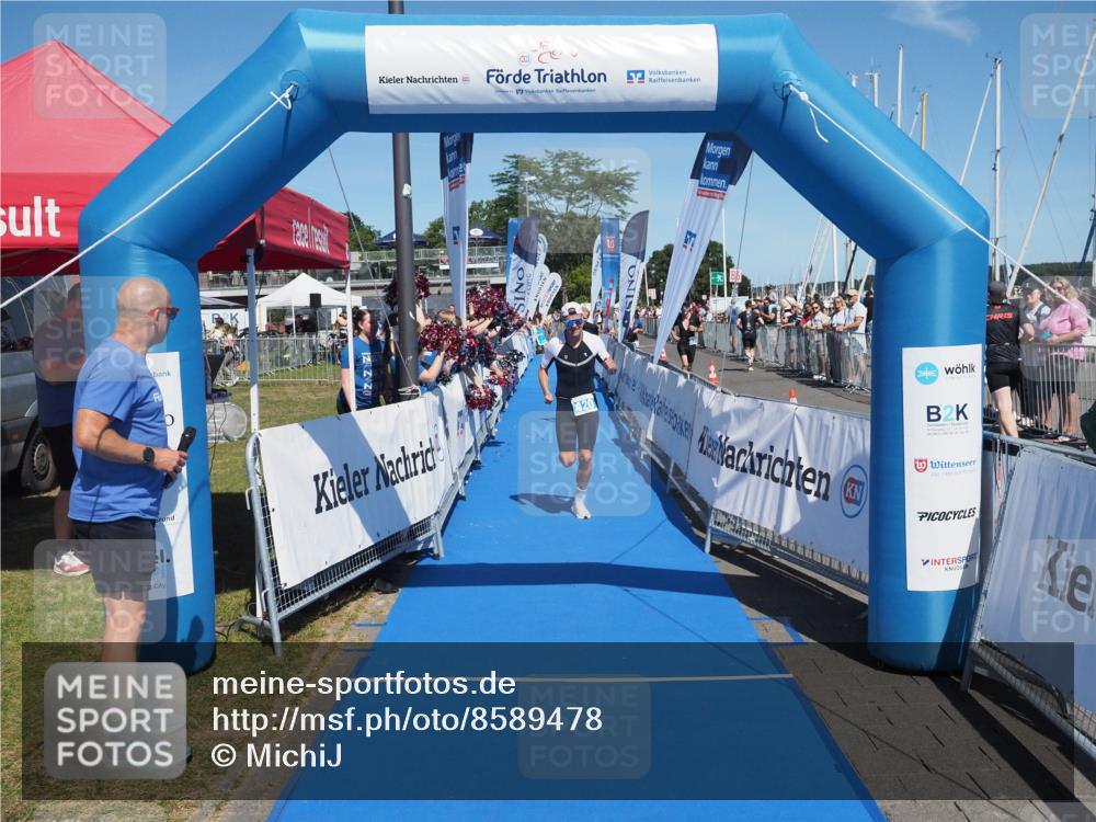 17.08.2025 - KN Förde Triathlon 2025 MichiJ http://msf.ph/oto/8589478 17.08.2025 13:47:33 Laufen 420, 424 meine-sportfotos.de