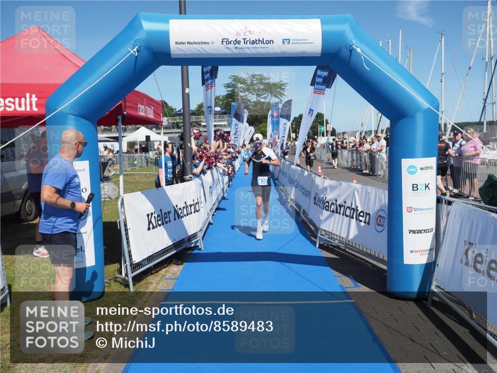 17.08.2025 - KN Förde Triathlon 2025 MichiJ http://msf.ph/oto/8589483 17.08.2025 13:47:34 Laufen 420, 424 meine-sportfotos.de