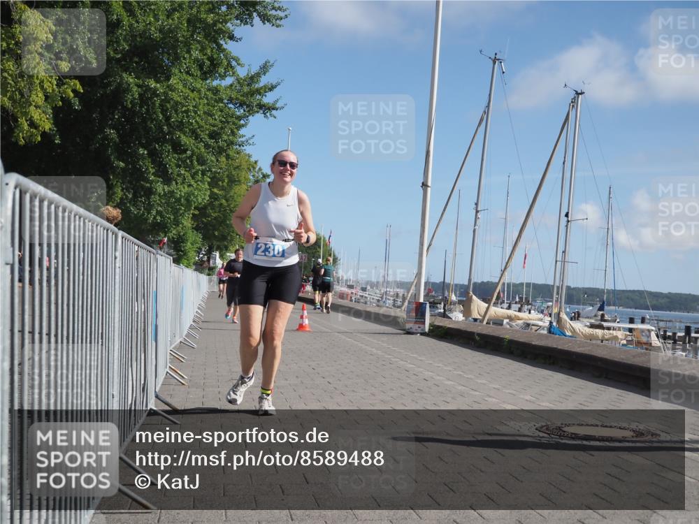 17.08.2025 - KN Förde Triathlon 2025 KatJ http://msf.ph/oto/8589488 17.08.2025 10:42:13 Laufen 230 meine-sportfotos.de