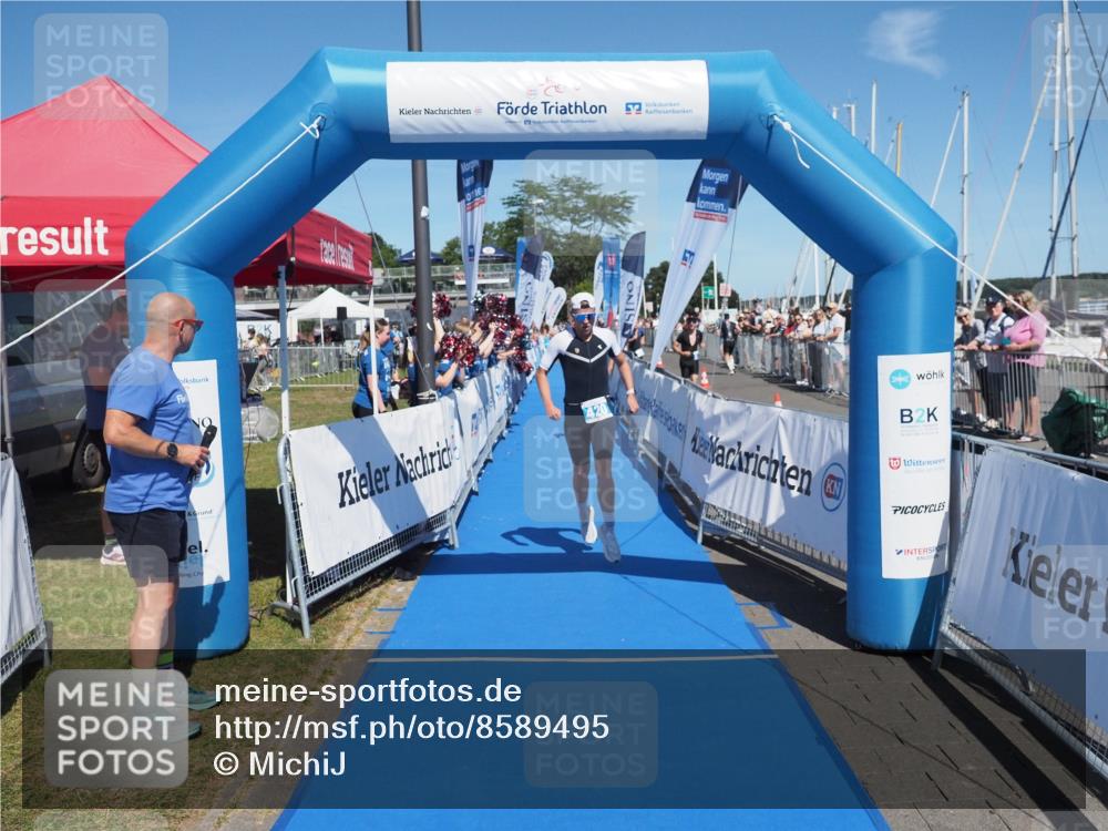 17.08.2025 - KN Förde Triathlon 2025 MichiJ http://msf.ph/oto/8589495 17.08.2025 13:47:34 Laufen 420, 424 meine-sportfotos.de