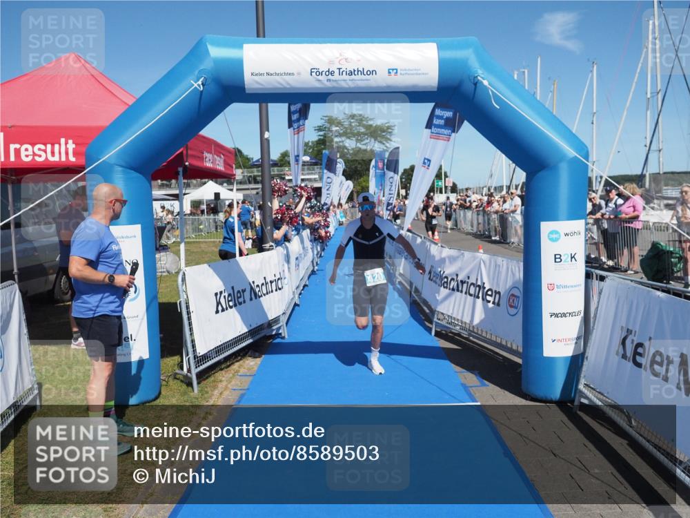 17.08.2025 - KN Förde Triathlon 2025 MichiJ http://msf.ph/oto/8589503 17.08.2025 13:47:34 Laufen 420, 424 meine-sportfotos.de