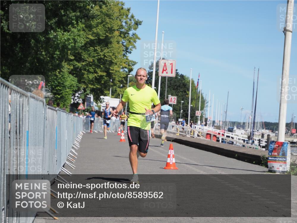 17.08.2025 - KN Förde Triathlon 2025 KatJ http://msf.ph/oto/8589562 17.08.2025 13:34:25 Laufen 456 meine-sportfotos.de