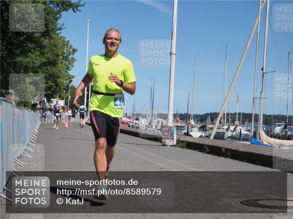 17.08.2025 - KN Förde Triathlon 2025 KatJ http://msf.ph/oto/8589579 17.08.2025 13:34:27 Laufen 401, 456 meine-sportfotos.de