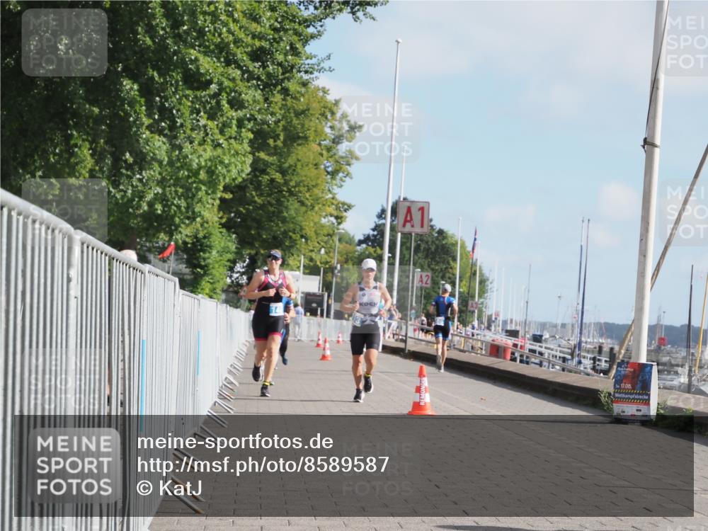 17.08.2025 - KN Förde Triathlon 2025 KatJ http://msf.ph/oto/8589587 17.08.2025 10:16:14 Laufen 113, 146, 149 meine-sportfotos.de