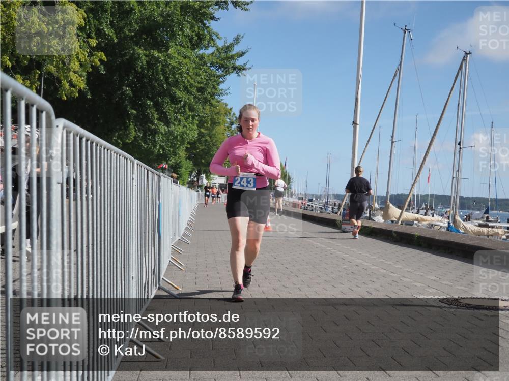 17.08.2025 - KN Förde Triathlon 2025 KatJ http://msf.ph/oto/8589592 17.08.2025 10:42:30 Laufen 243 meine-sportfotos.de