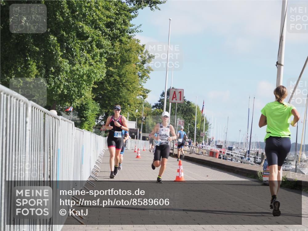 17.08.2025 - KN Förde Triathlon 2025 KatJ http://msf.ph/oto/8589606 17.08.2025 10:16:15 Laufen 113, 146, 149 meine-sportfotos.de