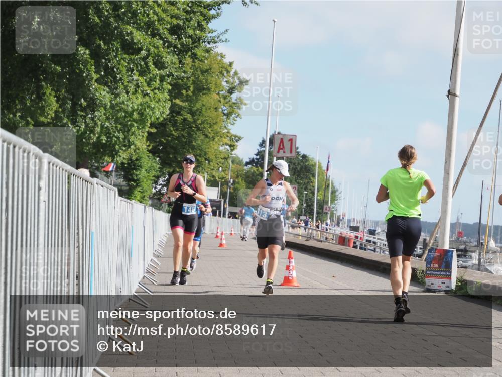 17.08.2025 - KN Förde Triathlon 2025 KatJ http://msf.ph/oto/8589617 17.08.2025 10:16:16 Laufen 113, 146, 149 meine-sportfotos.de