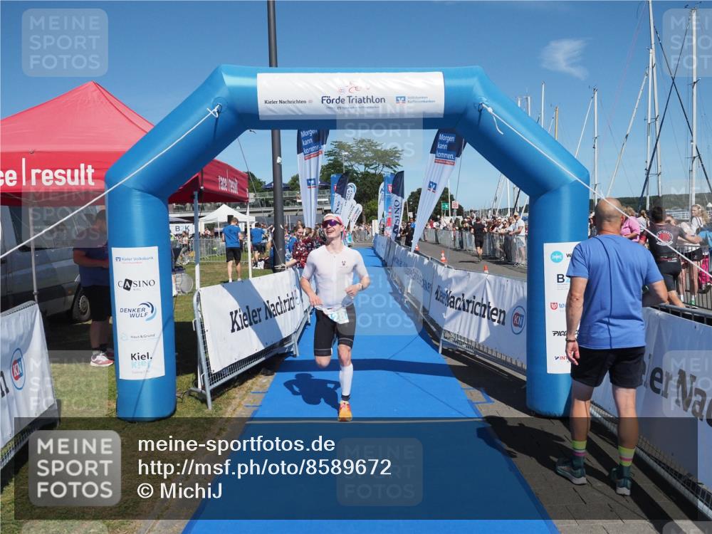 17.08.2025 - KN Förde Triathlon 2025 MichiJ http://msf.ph/oto/8589672 17.08.2025 13:47:53 Laufen 428 meine-sportfotos.de