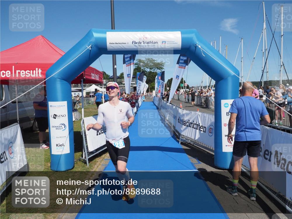 17.08.2025 - KN Förde Triathlon 2025 MichiJ http://msf.ph/oto/8589688 17.08.2025 13:47:54 Laufen 428 meine-sportfotos.de