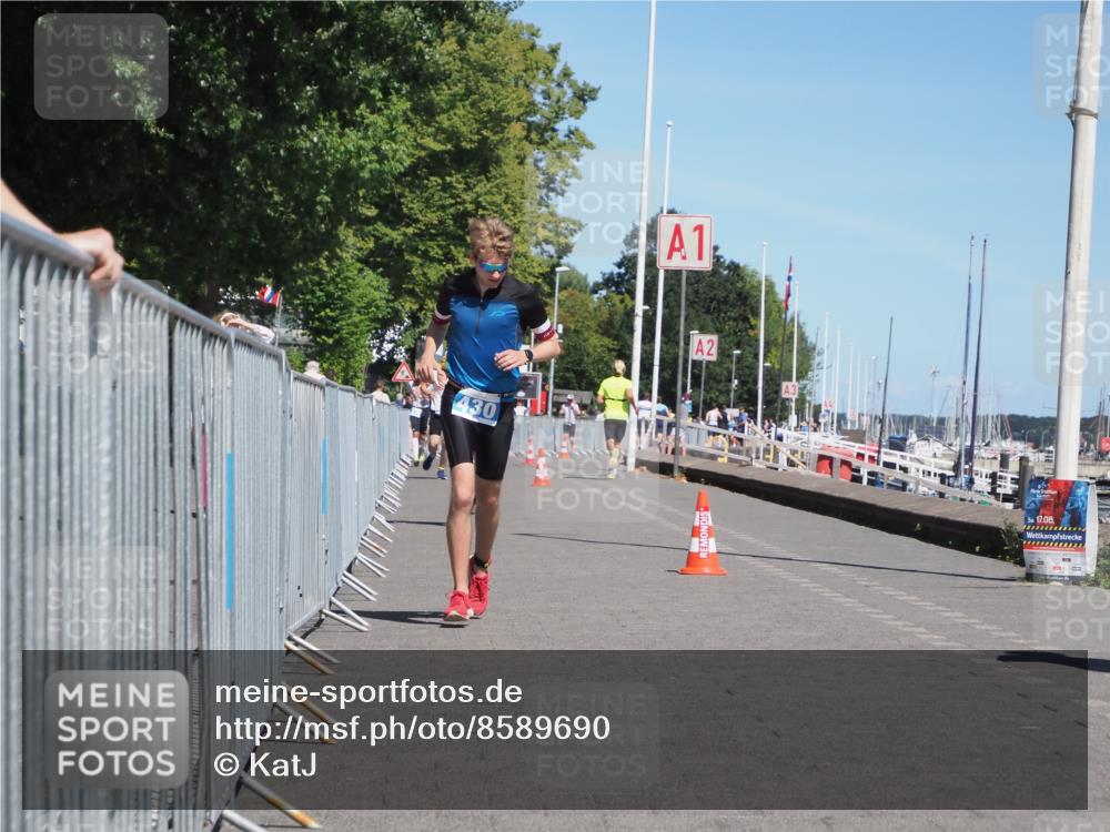 17.08.2025 - KN Förde Triathlon 2025 KatJ http://msf.ph/oto/8589690 17.08.2025 13:34:42 Laufen 430, 470 meine-sportfotos.de