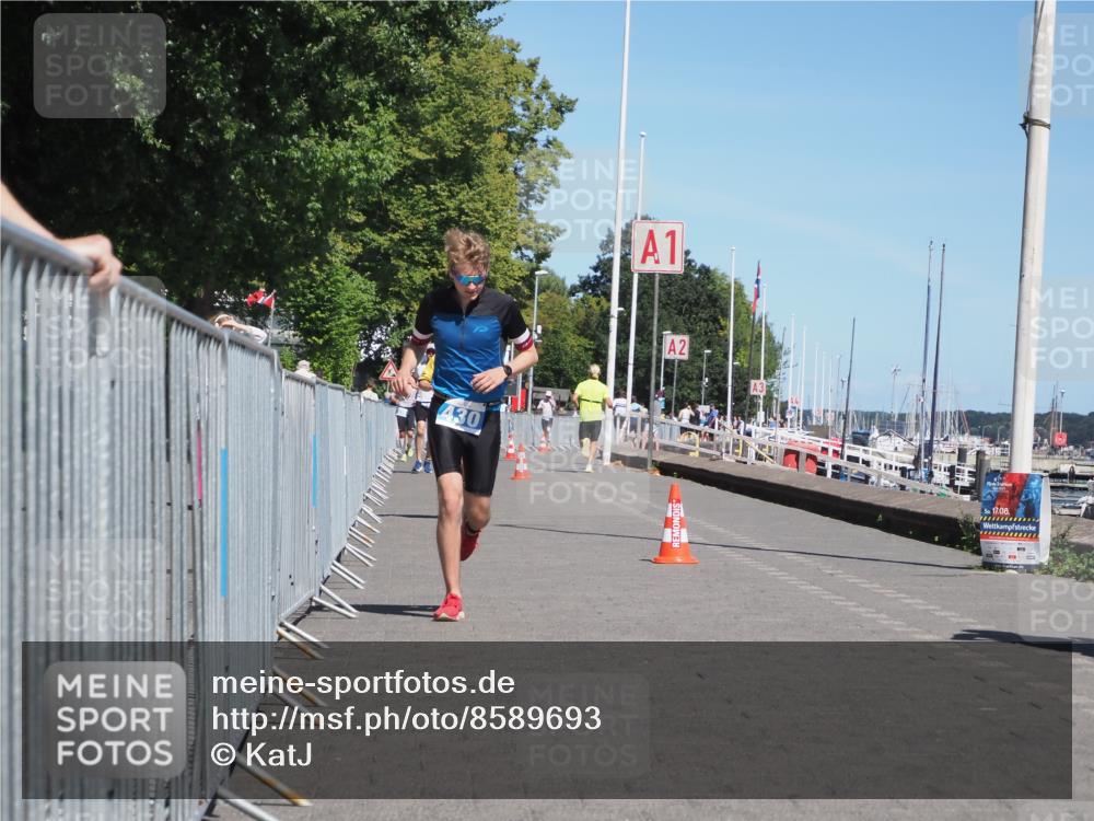 17.08.2025 - KN Förde Triathlon 2025 KatJ http://msf.ph/oto/8589693 17.08.2025 13:34:42 Laufen 430, 470 meine-sportfotos.de