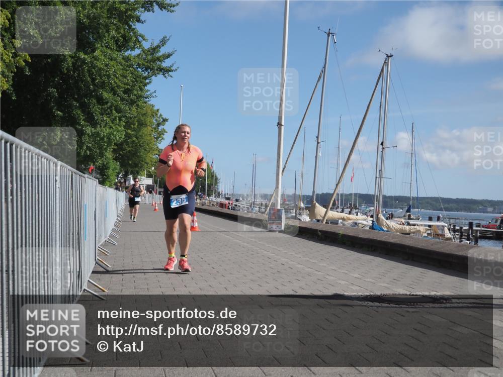 17.08.2025 - KN Förde Triathlon 2025 KatJ http://msf.ph/oto/8589732 17.08.2025 10:42:55 Laufen 235 meine-sportfotos.de