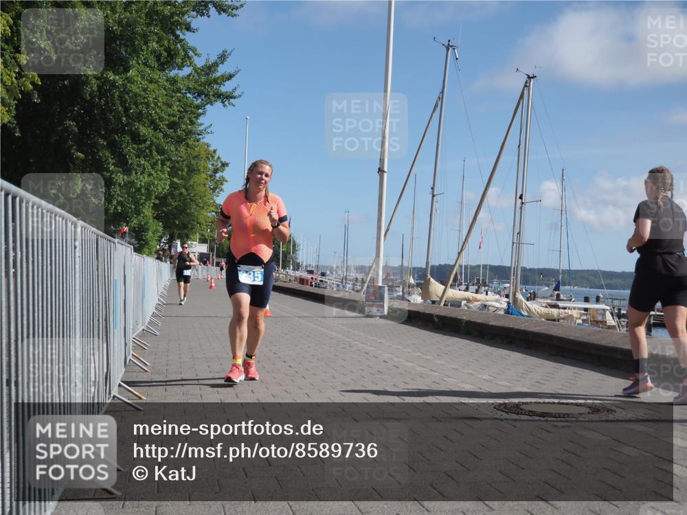 17.08.2025 - KN Förde Triathlon 2025 KatJ http://msf.ph/oto/8589736 17.08.2025 10:42:55 Laufen 235 meine-sportfotos.de