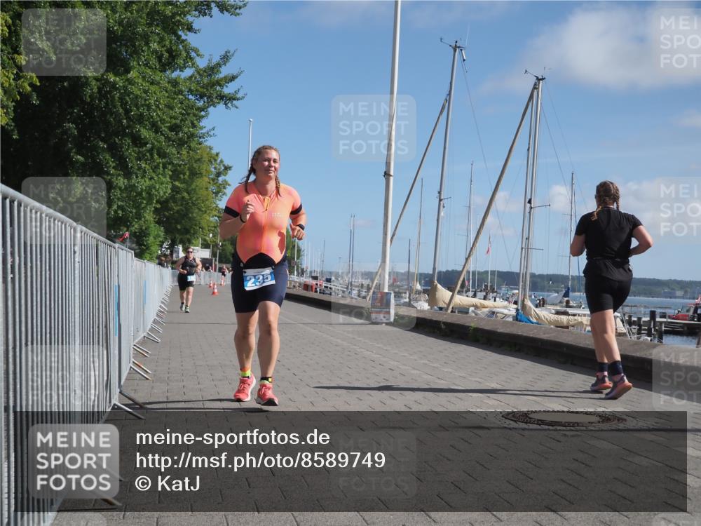 17.08.2025 - KN Förde Triathlon 2025 KatJ http://msf.ph/oto/8589749 17.08.2025 10:42:56 Laufen 235 meine-sportfotos.de