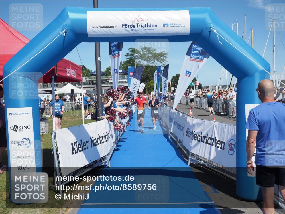 17.08.2025 - KN Förde Triathlon 2025 MichiJ http://msf.ph/oto/8589756 17.08.2025 13:48:23 Laufen 431, 472 meine-sportfotos.de