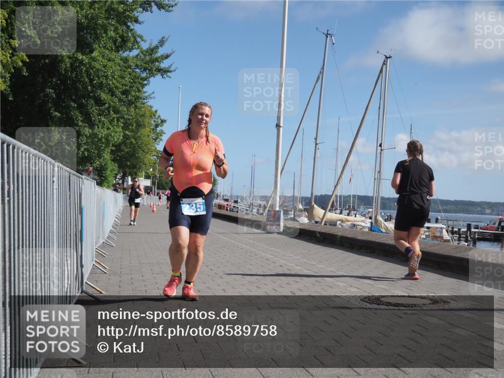 17.08.2025 - KN Förde Triathlon 2025 KatJ http://msf.ph/oto/8589758 17.08.2025 10:42:56 Laufen 235 meine-sportfotos.de