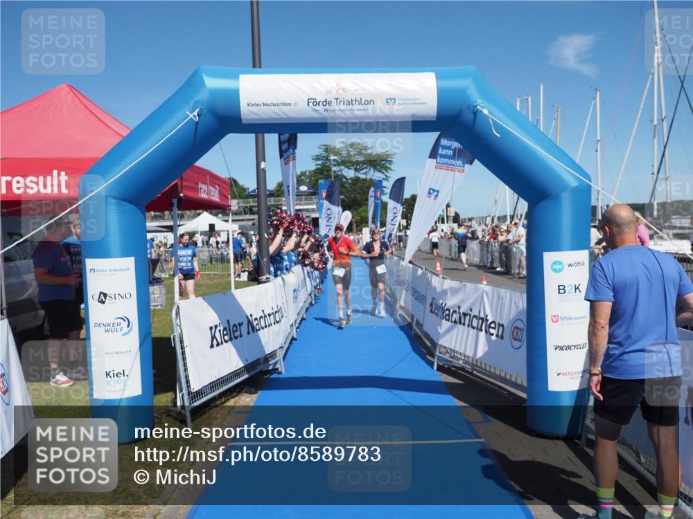 17.08.2025 - KN Förde Triathlon 2025 MichiJ http://msf.ph/oto/8589783 17.08.2025 13:48:24 Laufen 431, 472 meine-sportfotos.de
