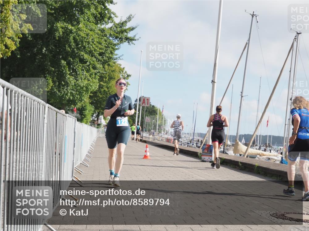 17.08.2025 - KN Förde Triathlon 2025 KatJ http://msf.ph/oto/8589794 17.08.2025 10:16:28 Laufen 122, 196 meine-sportfotos.de