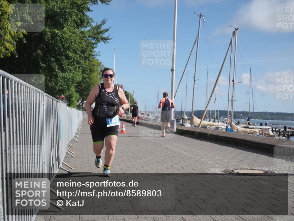 17.08.2025 - KN Förde Triathlon 2025 KatJ http://msf.ph/oto/8589803 17.08.2025 10:43:05 Laufen 194 meine-sportfotos.de