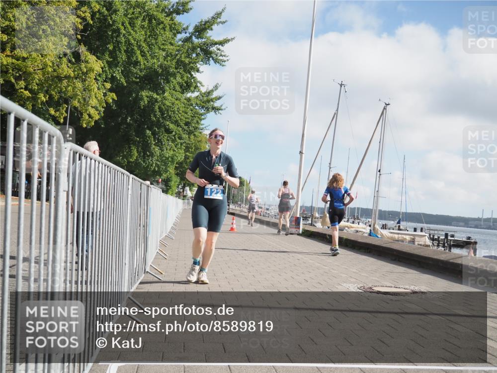 17.08.2025 - KN Förde Triathlon 2025 KatJ http://msf.ph/oto/8589819 17.08.2025 10:16:29 Laufen 122, 196 meine-sportfotos.de