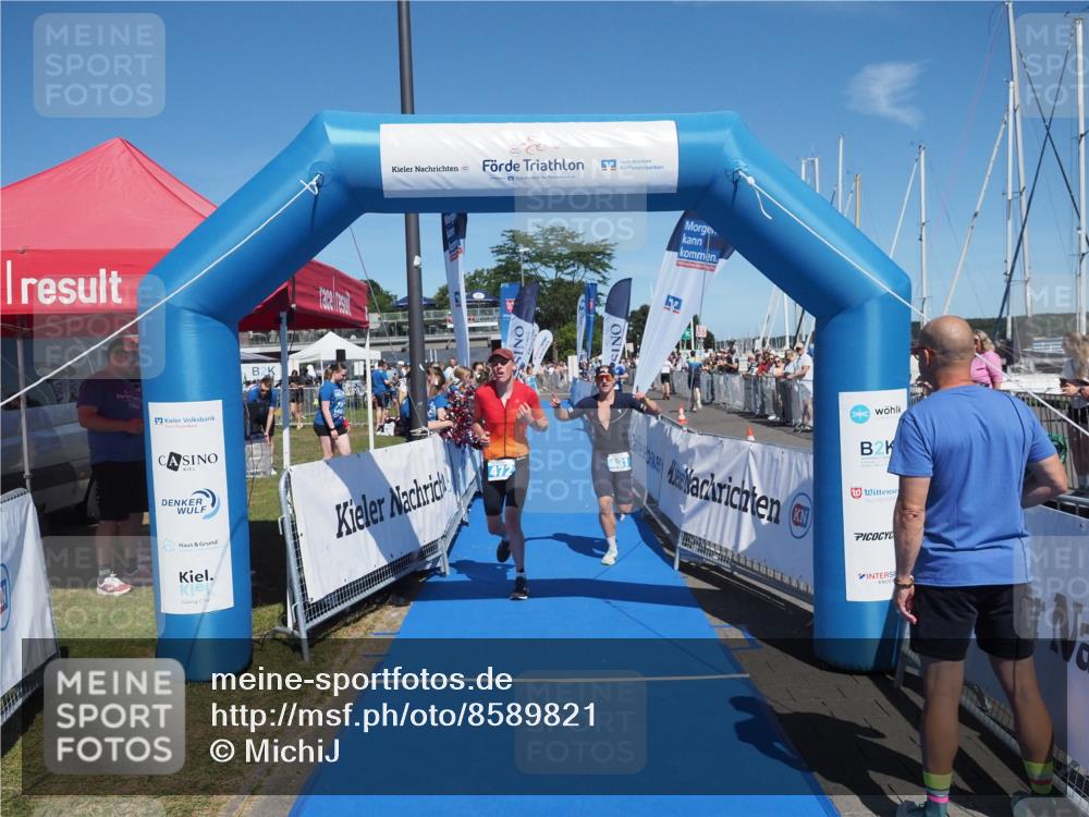 17.08.2025 - KN Förde Triathlon 2025 MichiJ http://msf.ph/oto/8589821 17.08.2025 13:48:25 Laufen 431, 472 meine-sportfotos.de