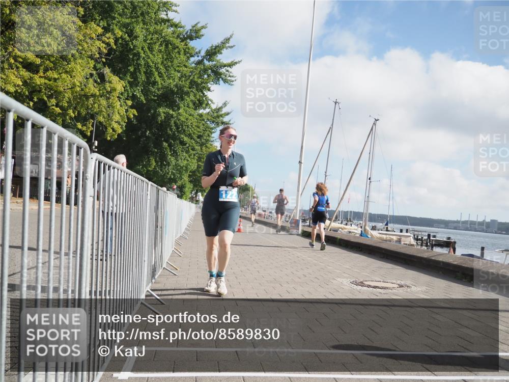17.08.2025 - KN Förde Triathlon 2025 KatJ http://msf.ph/oto/8589830 17.08.2025 10:16:29 Laufen 122, 196 meine-sportfotos.de