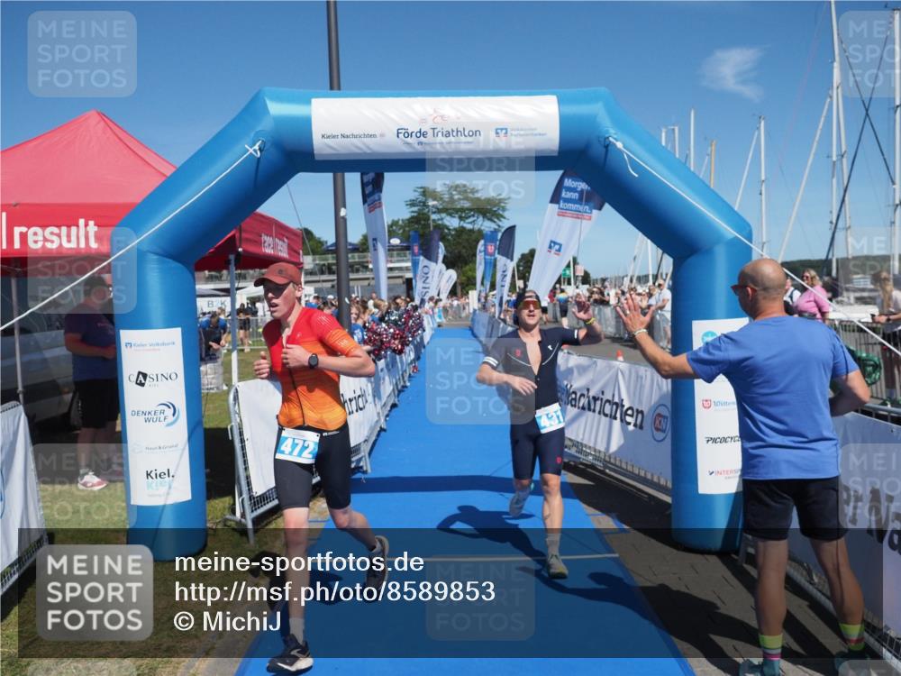 17.08.2025 - KN Förde Triathlon 2025 MichiJ http://msf.ph/oto/8589853 17.08.2025 13:48:26 Laufen 431, 472 meine-sportfotos.de
