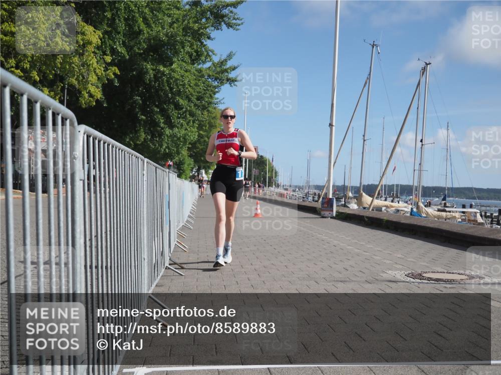 17.08.2025 - KN Förde Triathlon 2025 KatJ http://msf.ph/oto/8589883 17.08.2025 10:43:30 Laufen 171 meine-sportfotos.de