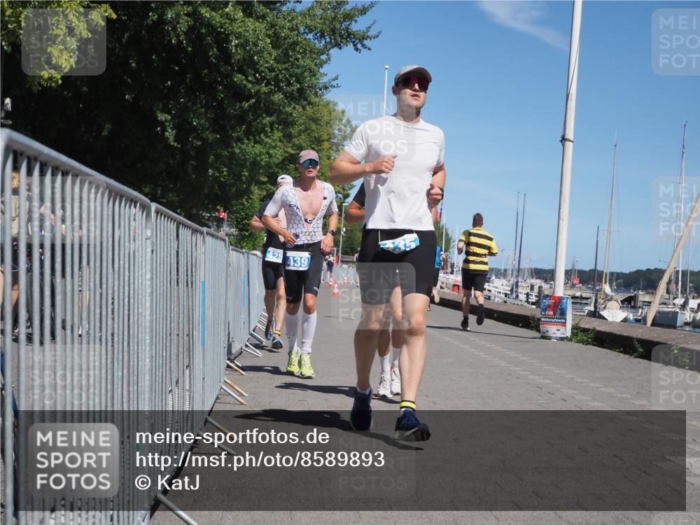17.08.2025 - KN Förde Triathlon 2025 KatJ http://msf.ph/oto/8589893 17.08.2025 13:34:56 Laufen 425, 435, 439, 513 meine-sportfotos.de
