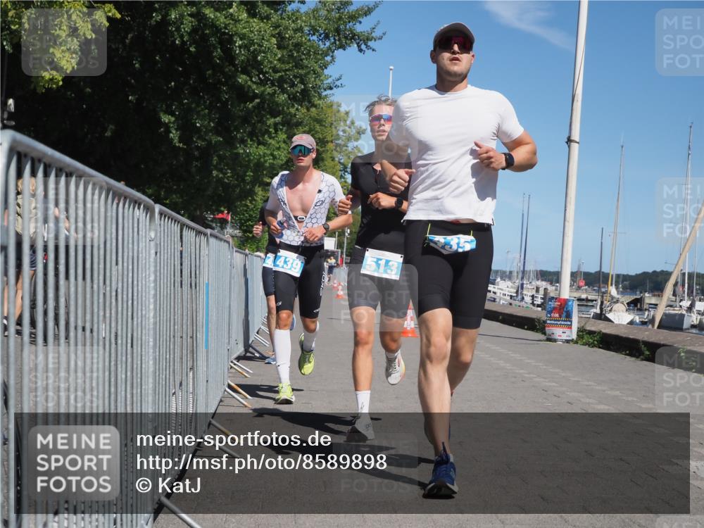 17.08.2025 - KN Förde Triathlon 2025 KatJ http://msf.ph/oto/8589898 17.08.2025 13:34:56 Laufen 425, 435, 439, 513 meine-sportfotos.de