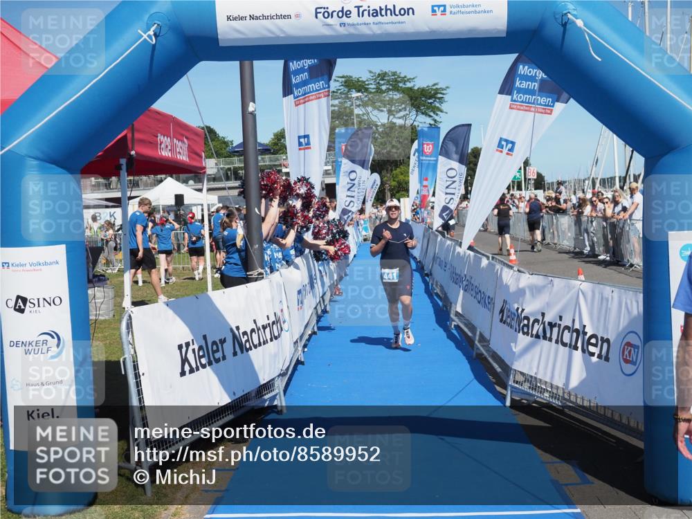 17.08.2025 - KN Förde Triathlon 2025 MichiJ http://msf.ph/oto/8589952 17.08.2025 13:48:43 Laufen 441 meine-sportfotos.de