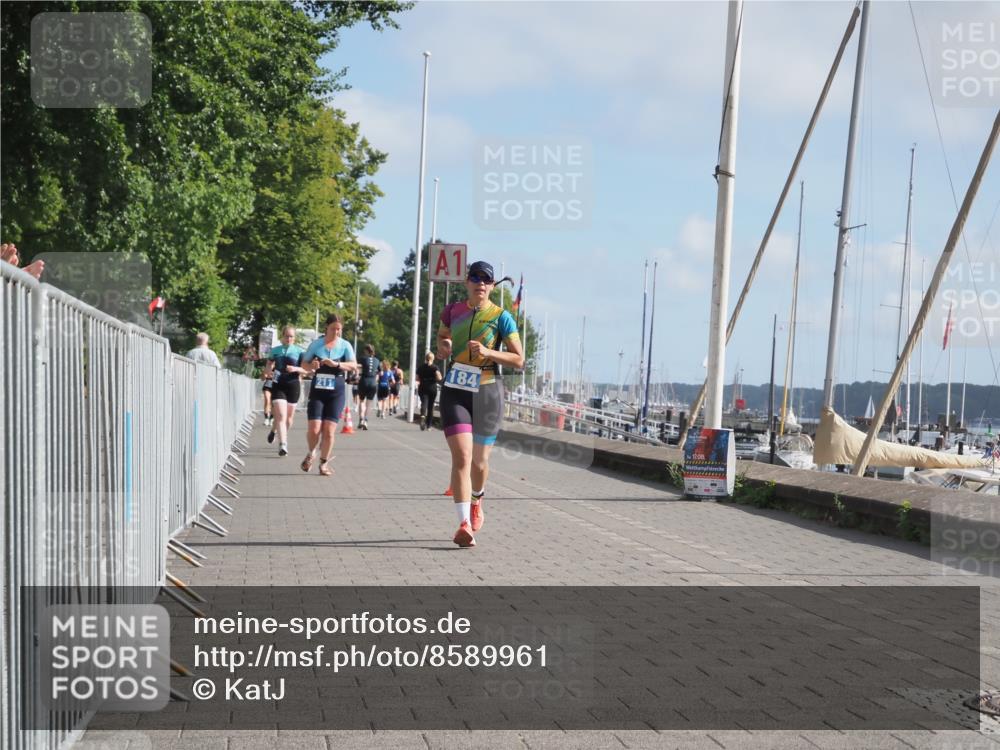 17.08.2025 - KN Förde Triathlon 2025 KatJ http://msf.ph/oto/8589961 17.08.2025 10:16:48 Laufen 133, 172, 184, 211 meine-sportfotos.de