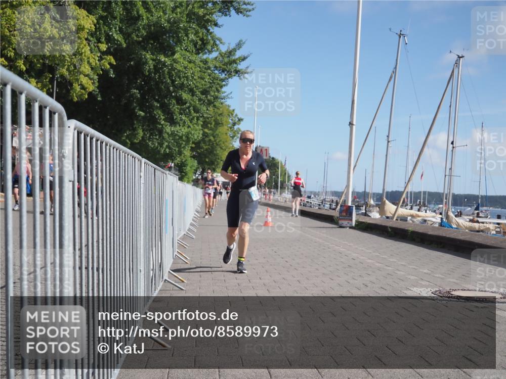 17.08.2025 - KN Förde Triathlon 2025 KatJ http://msf.ph/oto/8589973 17.08.2025 10:43:43 Laufen 190 meine-sportfotos.de
