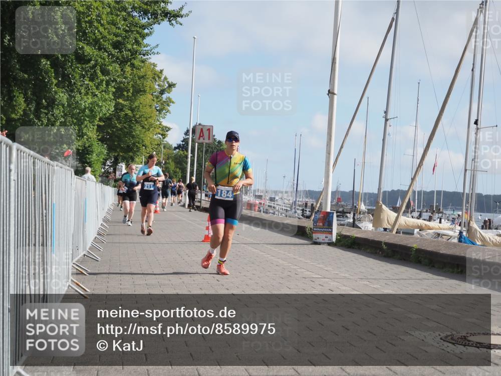 17.08.2025 - KN Förde Triathlon 2025 KatJ http://msf.ph/oto/8589975 17.08.2025 10:16:48 Laufen 133, 172, 184, 211 meine-sportfotos.de