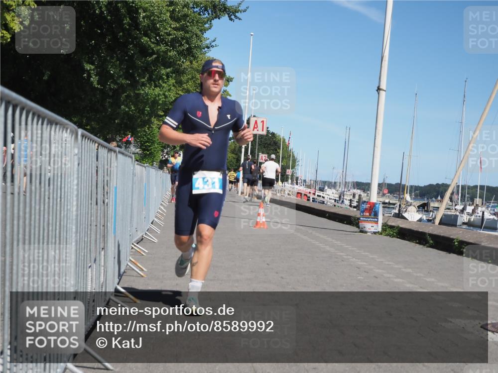 17.08.2025 - KN Förde Triathlon 2025 KatJ http://msf.ph/oto/8589992 17.08.2025 13:35:11 Laufen 428, 431 meine-sportfotos.de