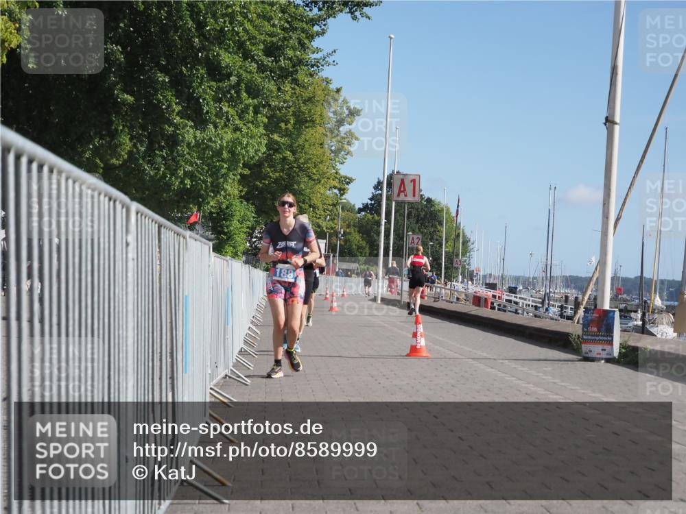 17.08.2025 - KN Förde Triathlon 2025 KatJ http://msf.ph/oto/8589999 17.08.2025 10:43:49 Laufen 188, 245 meine-sportfotos.de