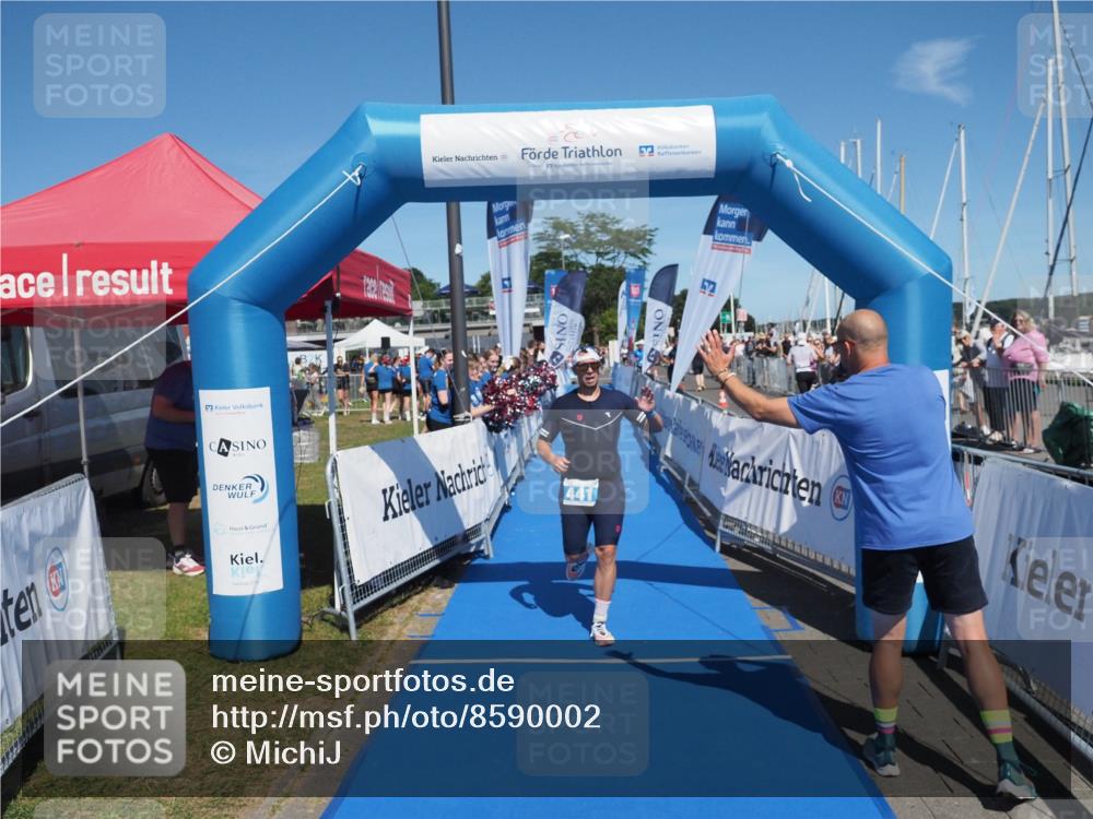 17.08.2025 - KN Förde Triathlon 2025 MichiJ http://msf.ph/oto/8590002 17.08.2025 13:48:45 Laufen 441 meine-sportfotos.de