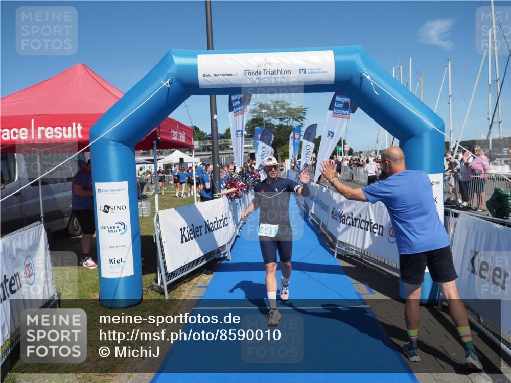17.08.2025 - KN Förde Triathlon 2025 MichiJ http://msf.ph/oto/8590010 17.08.2025 13:48:45 Laufen 441 meine-sportfotos.de