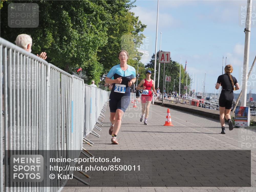 17.08.2025 - KN Förde Triathlon 2025 KatJ http://msf.ph/oto/8590011 17.08.2025 10:16:52 Laufen 131, 151, 172, 184, 211 meine-sportfotos.de