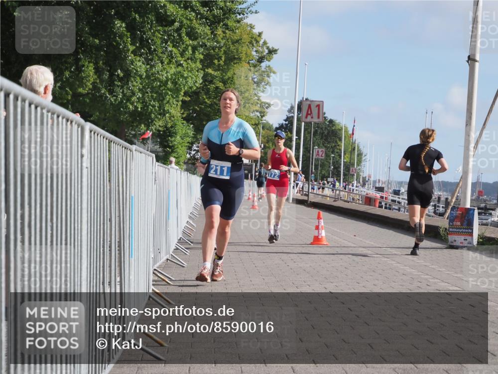 17.08.2025 - KN Förde Triathlon 2025 KatJ http://msf.ph/oto/8590016 17.08.2025 10:16:52 Laufen 131, 151, 172, 184, 211 meine-sportfotos.de