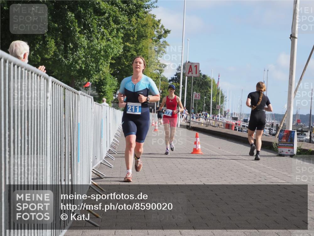 17.08.2025 - KN Förde Triathlon 2025 KatJ http://msf.ph/oto/8590020 17.08.2025 10:16:52 Laufen 131, 151, 172, 184, 211 meine-sportfotos.de