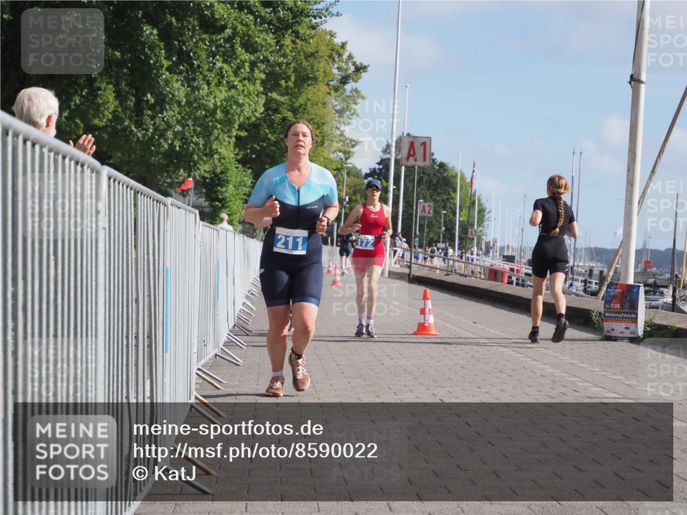 17.08.2025 - KN Förde Triathlon 2025 KatJ http://msf.ph/oto/8590022 17.08.2025 10:16:53 Laufen 131, 151, 172, 184, 211 meine-sportfotos.de